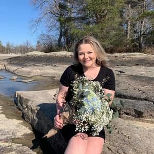 Meet your Posher, Evelyn